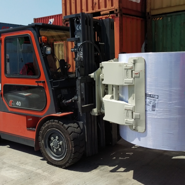 Forklift with Clamps for Paper Rolls
