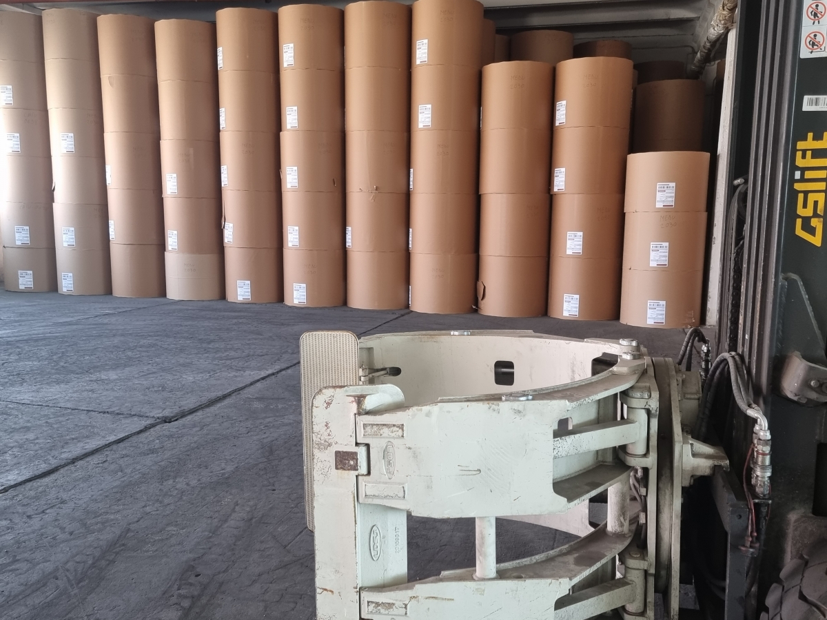 A nice batch of paper rolls has been discharged in SRS warehouse from Constanta Old Port.
